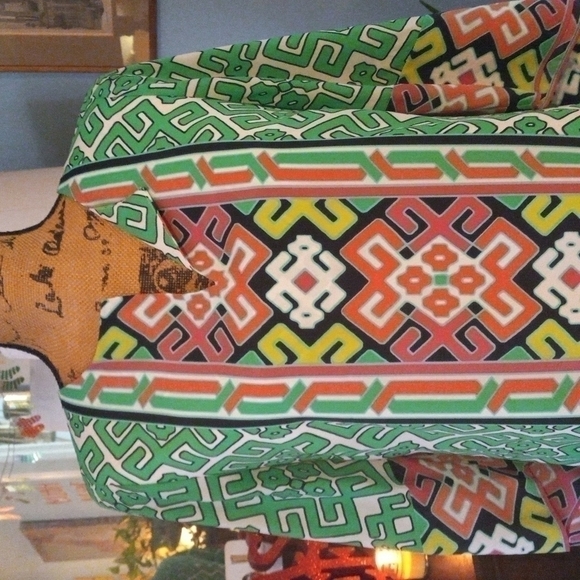 Crown and Ivy Green & White Geometric Print Bell Sleeve Popover Dress - Picture 4 of 10